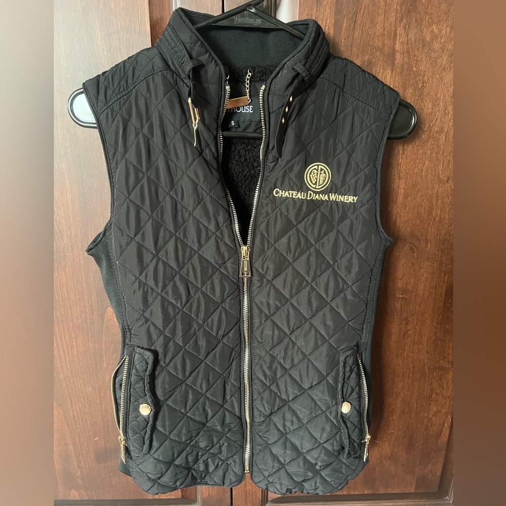 Chateau Diana Winery Black Quilted Vest